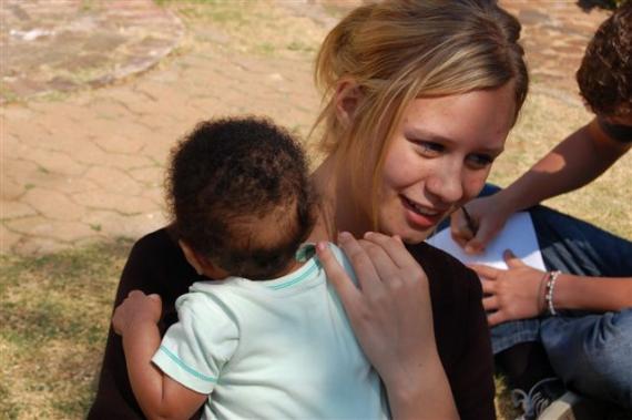 Mez'o maak 'n verskil- Babahuis uitreik 11 September 2011