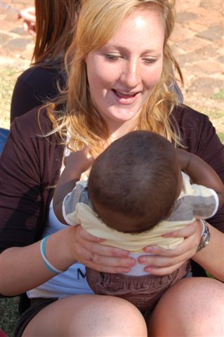 Mez'o maak 'n verskil- Babahuis uitreik 11 September 2011