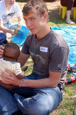 Mez'o maak 'n verskil- Babahuis uitreik 11 September 2011