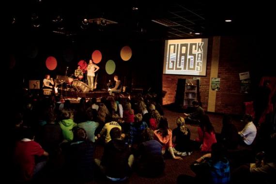 Glaskas GIG by Mez'o